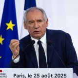 Pour François Bayrou, la France traverse "un moment préoccupant et donc décisif", "un moment d'hésitation et de trouble" qui "impose une clarification". KEYSTONE/EPA/CHRISTOPHE PETIT TESSON